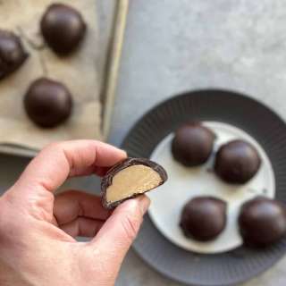 Chocolate Peanut Butter Bonbon Filling