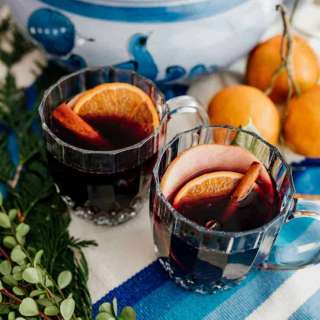 Easy Spiced Mulled Wine