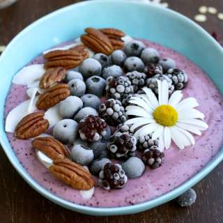 How to Make a Smoothie Bowl
