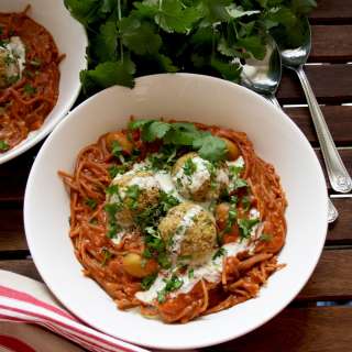 One-Pot Spaghetti and Vegan Meatballs