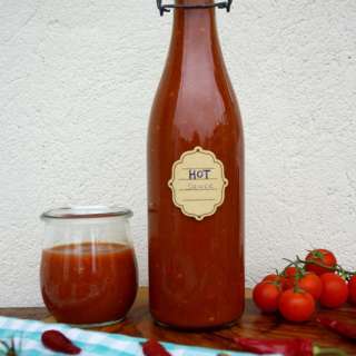 Quick Homemade Sriracha