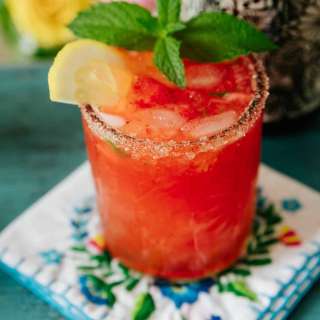 Strawberry Lemonade & Tequila Smash
