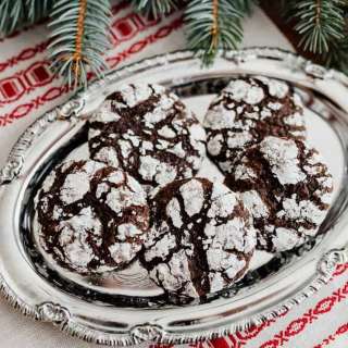 Mexican Chocolate Crinkle Cookies