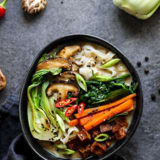 Vegan Ramen with Pan-Seared Tofu and Vegetables