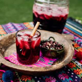 Agua de Jamaica (Hibiscus Tea)