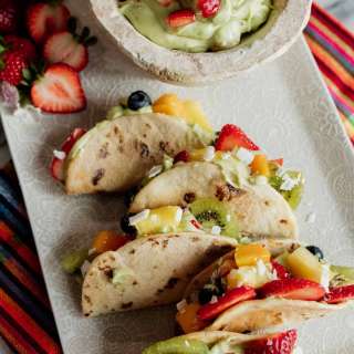 Strawberry Cheesecake Dessert Tacos