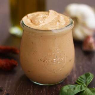 Creamy Sicilian Pesto with Ricotta and Walnuts