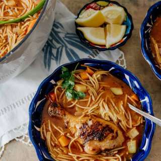 Sopa de Fideos con Pollo