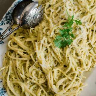 Espagueti Verde (Green Spaghetti with Poblano Cream Sauce)