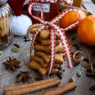 German Christmas Cookies: Lebkuchen