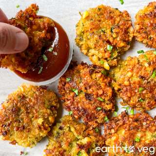 Paruppu Vadai (Indian Chickpea Fritters)
