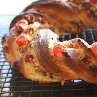 Rosca de Reyes with Cranberry-Almond Filling and Eggnog Glaze