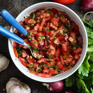 Fresh Tomato Salsa (Pico de Gallo Recipe)