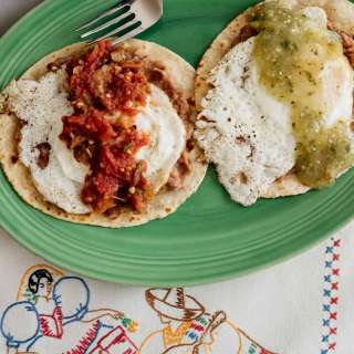 Huevos Divorciados
