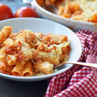 Cheesy Baked Rigatoni