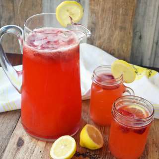 Fresh Strawberry Lemonade