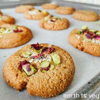 Sesame Pekmez Cookies