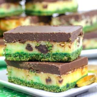 Mint Chocolate Baileys Cheesecake Bars