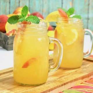 Skinny Peach Lemonade