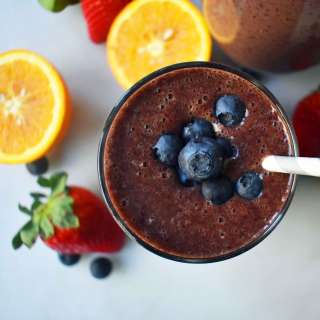 The Energizer Spinach Berry Smoothie