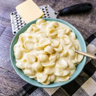 Panera Copycat White Cheddar Macaroni and Cheese