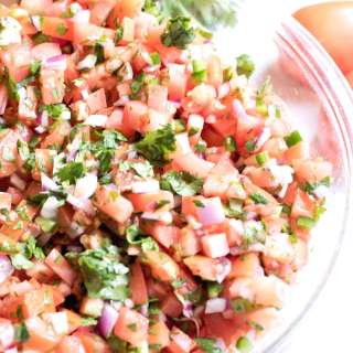 Fresh, Easy Pico de Gallo