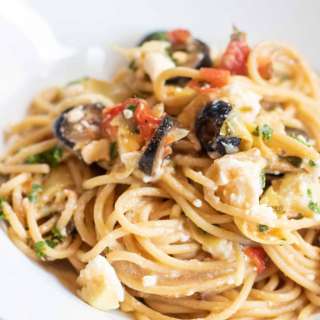 One Pot 20 Minute Greek Pasta