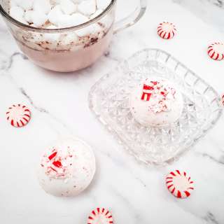 Peppermint Hot Chocolate Bombs