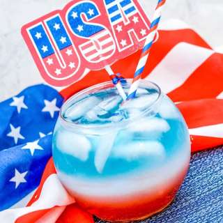 Patriotic Punch Mocktail (3 Ingredients!)