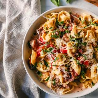 Tortellini with Prosciutto and Peas