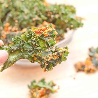 Sun Dried Tomato Cashew Kale Chips
