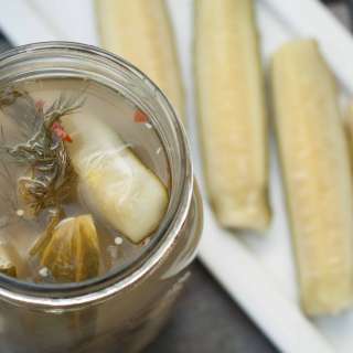 Super Easy Dill Pickles