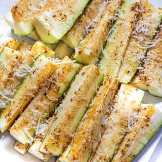 Baked Parmesan Zucchini Spears