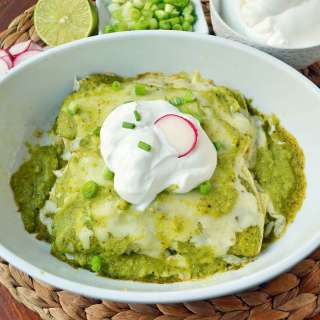 Muy Bueno Chicken Enchiladas Verdes