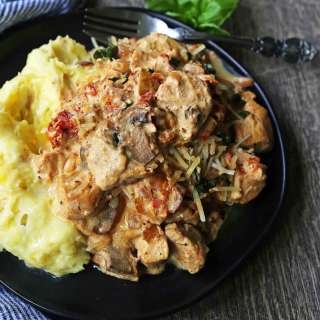 Slow Cooker Creamy Tuscan Chicken