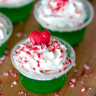 Grinch Jello Shots (with Video)