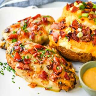 Cheesy Bacon Smothered Chicken (Alice Springs Chicken)