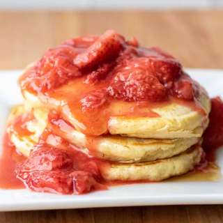 Easy Strawberry Compote
