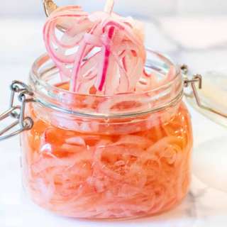 Easy Pickled Onions