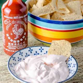 Sriracha Sour Cream Dip