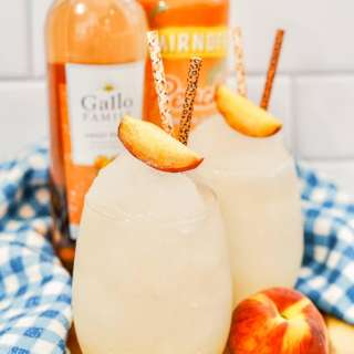 Easy Peach Wine Slushies