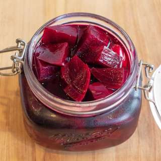 Easy Pickled Beets