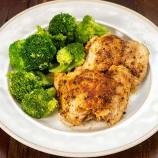 Easy Instant Pot Chicken Thighs