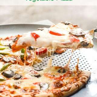 Garlic Parmesan Vegetable Pizza