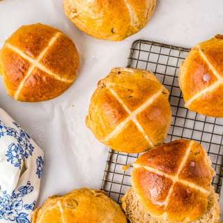Hot Cross Buns Recipe