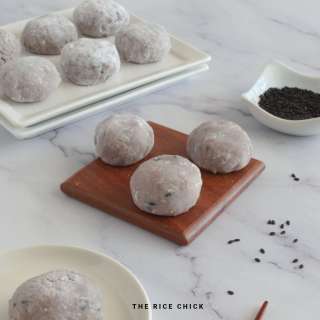 Black Sesame Mochi
