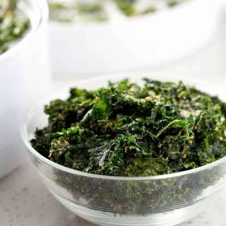 Kale Chips (Dehydrator Recipe)