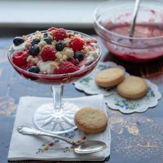 Raspberry Fool (Raspberries and Cream)