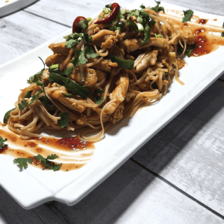 Spicy Sriracha Noodles