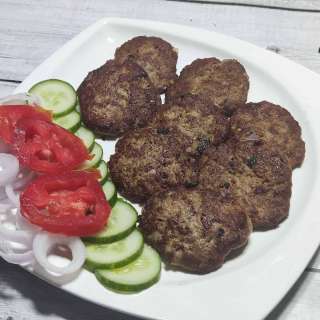 Kachay keemay ke Kebab ( Galawati kabab )